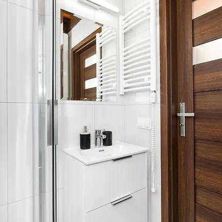 度假居 Z Jacuzzi Na Folwarku Zulawskim 埃尔布隆格